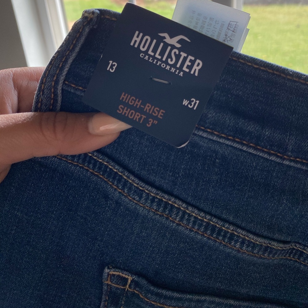 Hollister High-Rise Jean Short